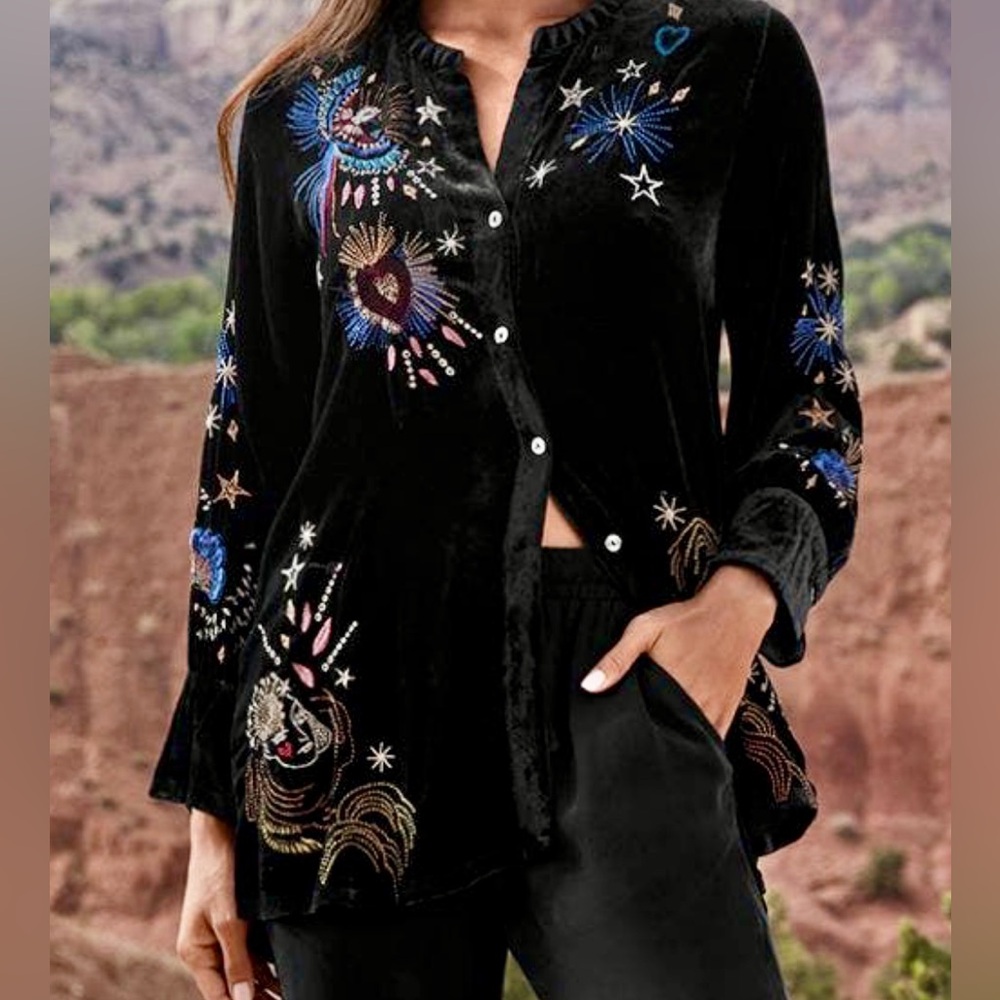 Johnny Was Victoria Velvet Voyager Tunic - J26021-O